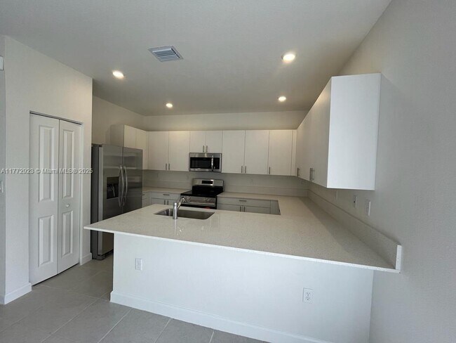 Foto del edificio - 16280 SW 292nd St