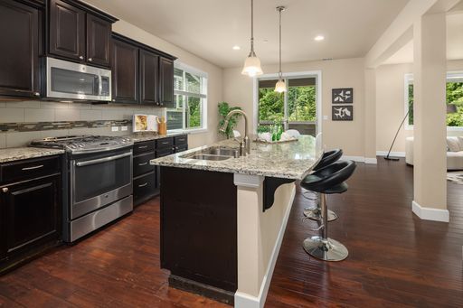 Building Photo - READY NOW NEW Price! Spacious Spirit Ridge...