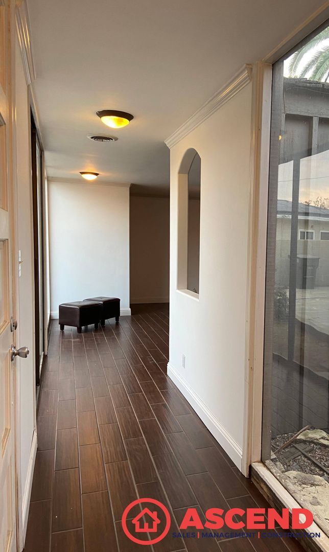 Foto del edificio - Unique Home Located in East Bakersfield!