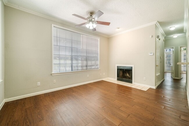 Building Photo - UT PRE-LEASE: 2 BD / 2 BA