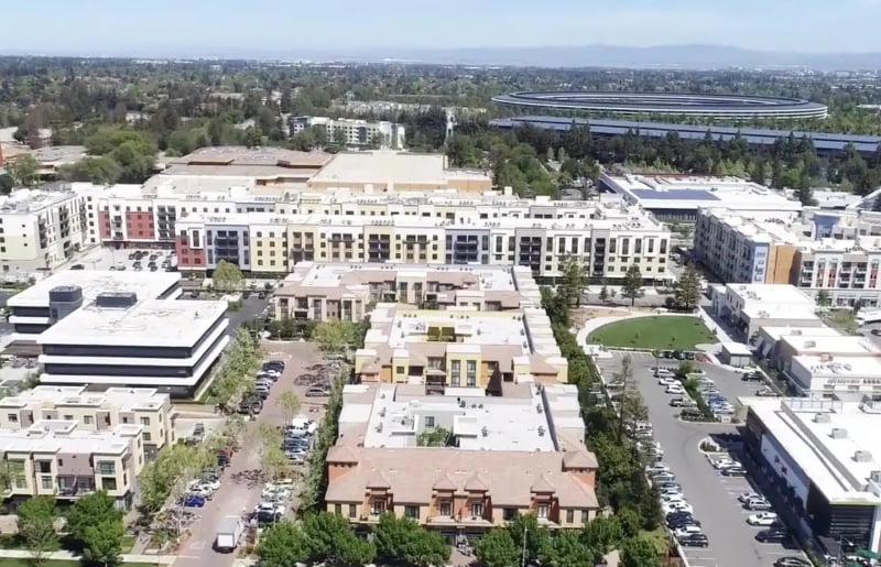Foto del edificio - 19503 Stevens Creek Blvd