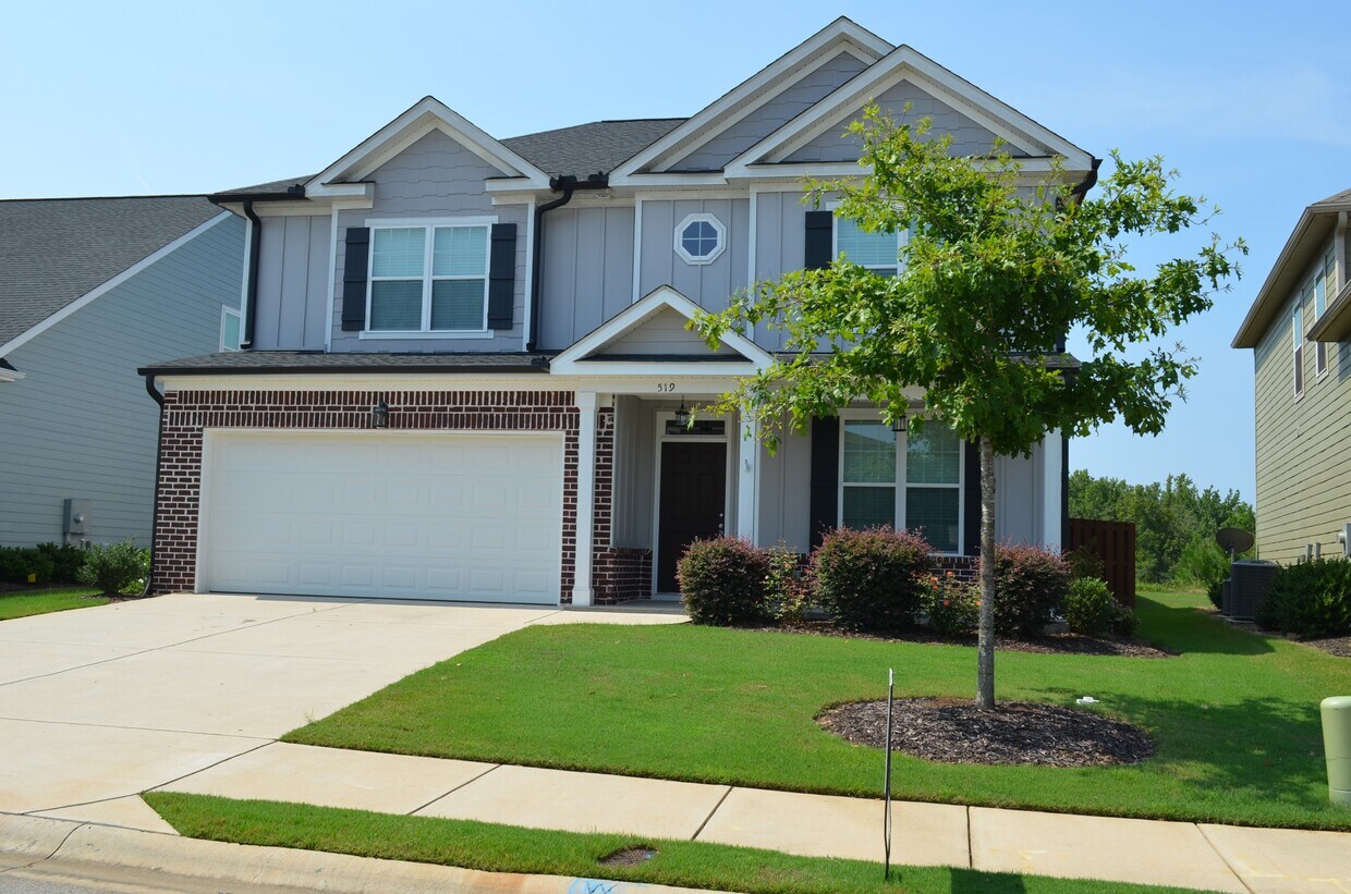 Foto principal - 519 Bunchgrass St