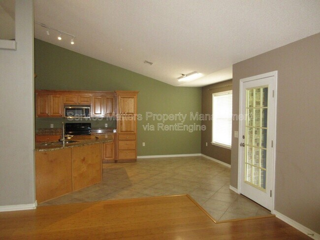 Foto del edificio - 4759 Autumndale Dr