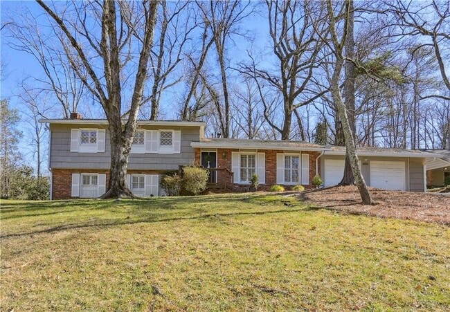 Photo - 6555 Williamson Dr NE House