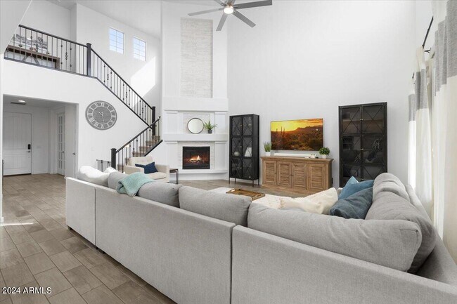 Building Photo - 4433 E Cordia Ln