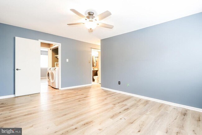 Foto del edificio - 94 Teal Ct