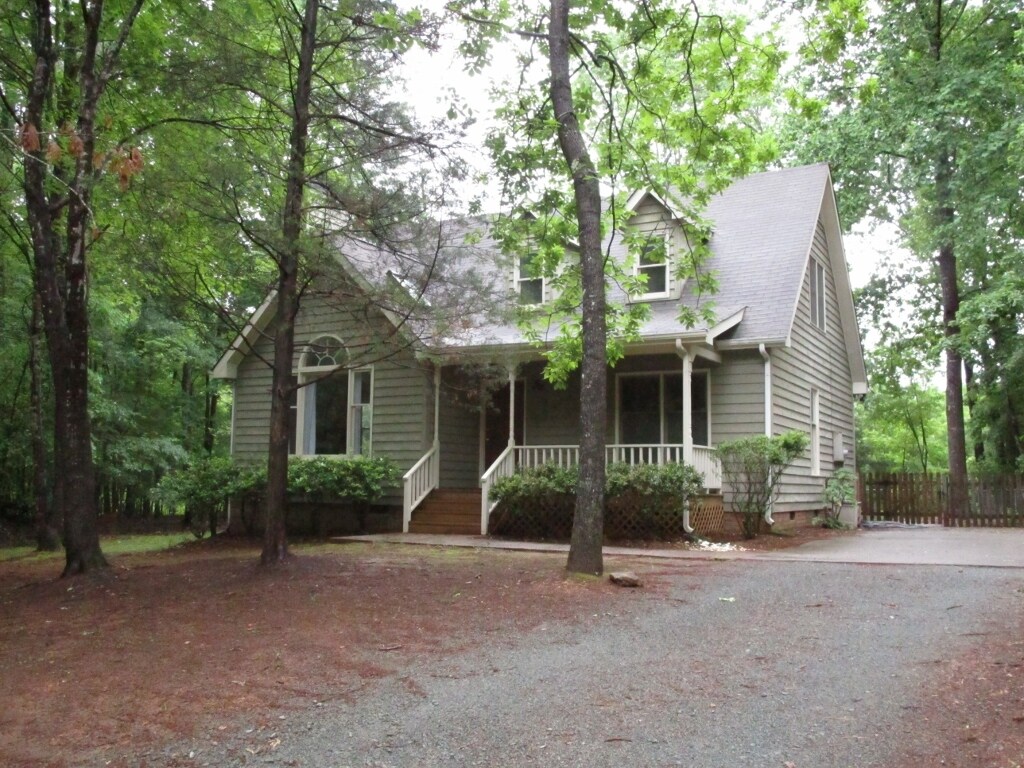 1010 Tallyho Trail, Chapel Hill, NC 27516 House Rental in Chapel Hill