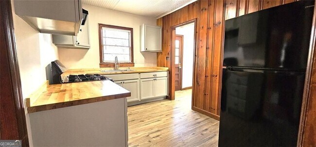 Foto del edificio - 320 Adair St