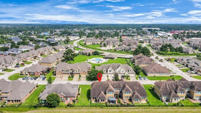 Foto del edificio - 8428 Willow Loch Dr