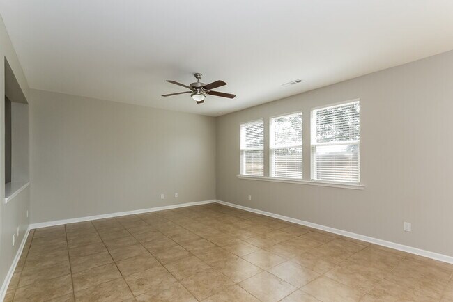 Foto del edificio - 30 Timber Ln