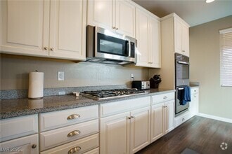 Building Photo - 10567 Copperas Cove Ave