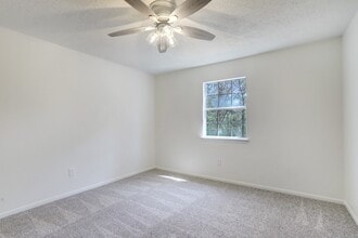 Building Photo - 138 S Timber Top Dr