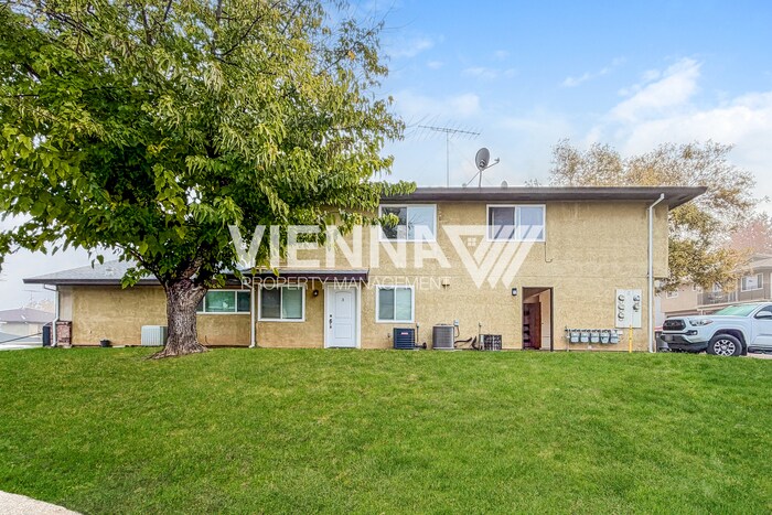 Primary Photo - Auburn Condo is NOW rent ready!