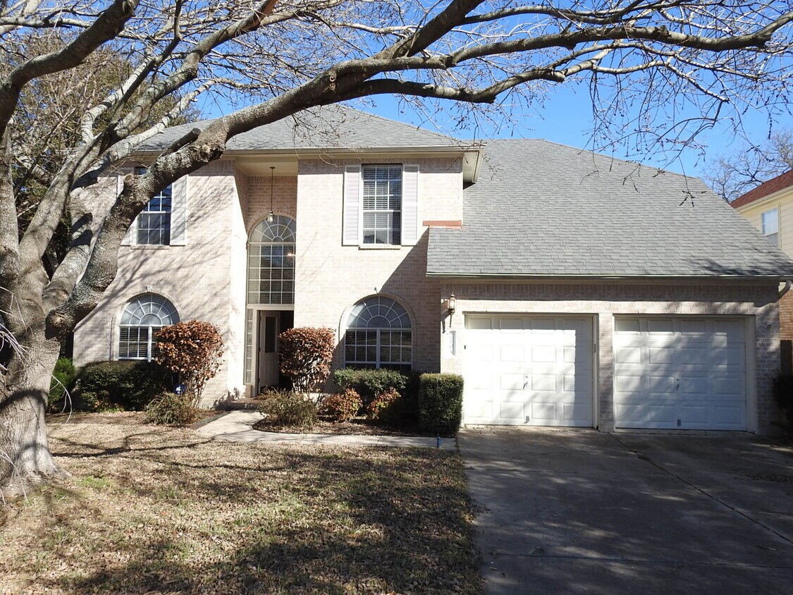 Primary Photo - 2104 Bent Tree Ct