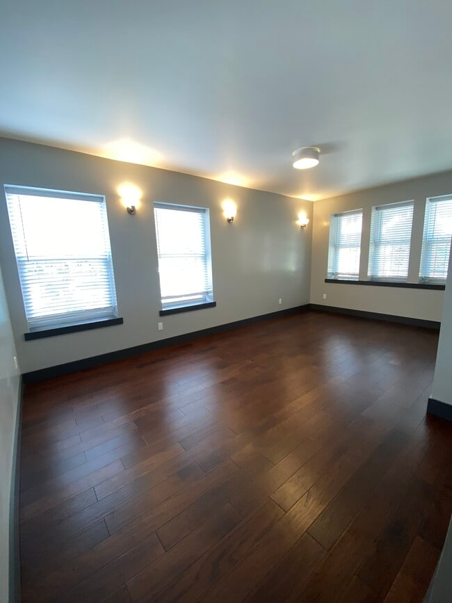 Building Photo - 1503 N Humboldt Ave