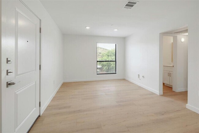 Foto del edificio - 1915 E Martin Luther King Jr Blvd