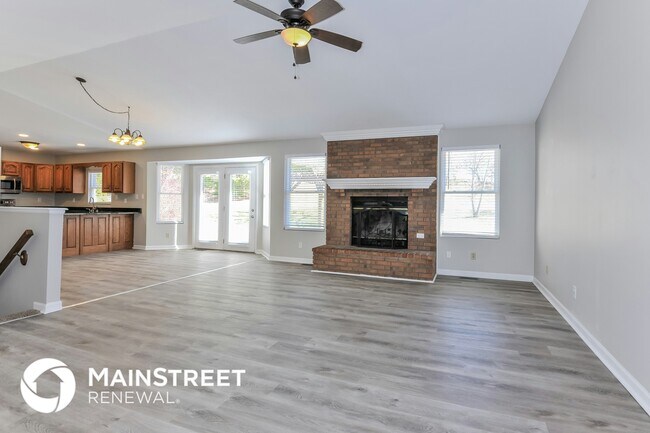 Building Photo - 210 Wenona Dr