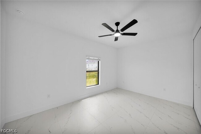 Building Photo - 4746 27th St SW