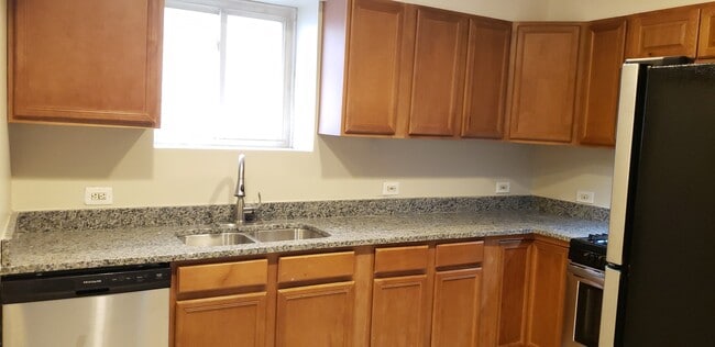 Foto del edificio - 1906 Grove Ave