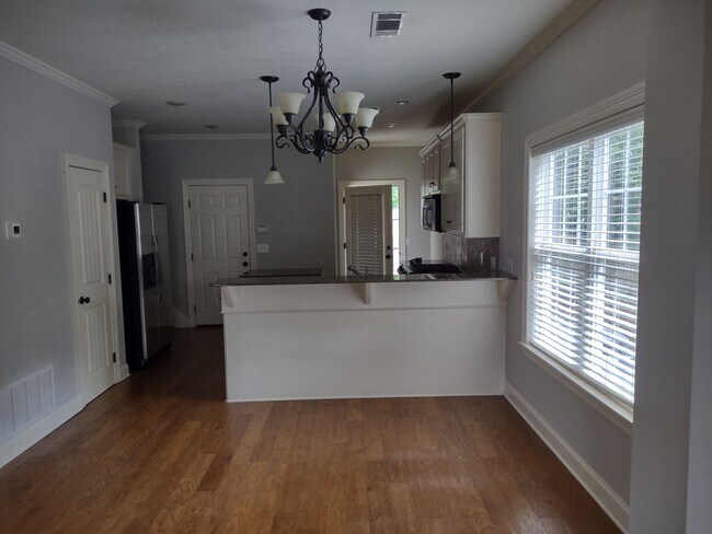 Foto del edificio - N State St 3508-3514 (duplex)