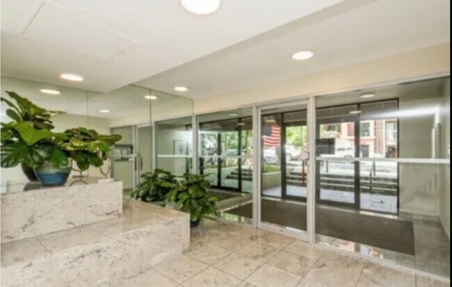 Foto del edificio - 515 W Wrightwood Ave