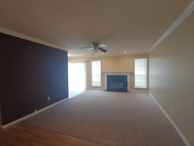 Building Photo - 1750 Clairmont Rd