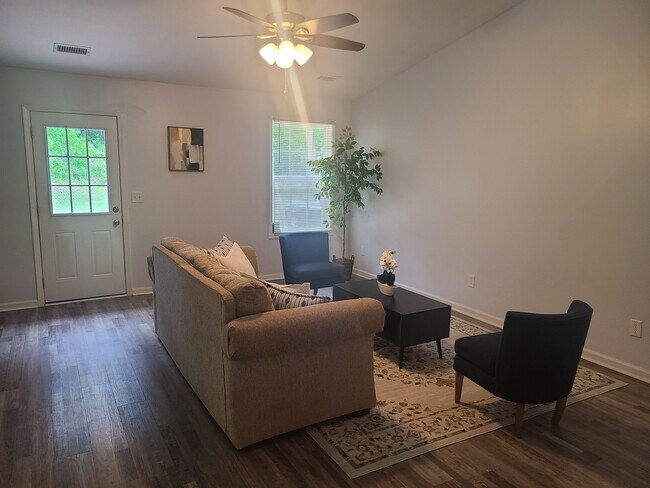 Foto del edificio - Room in House on Navajo Trail