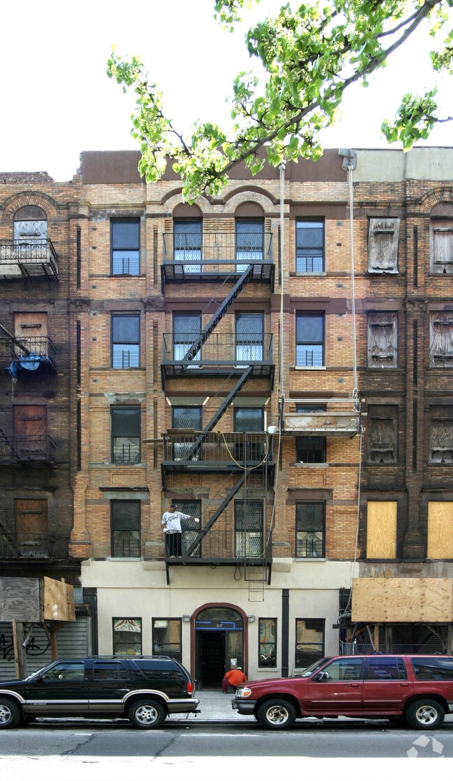 2093 Madison Ave, New York, NY 10037 Apartments New York, NY