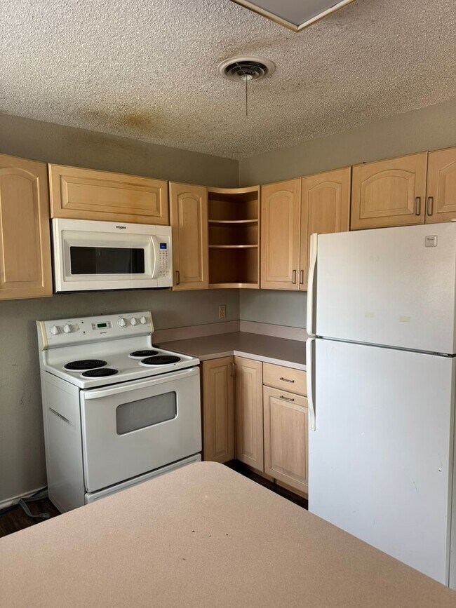 Foto del edificio - Charming 3 Bedroom Home - Available Septem...