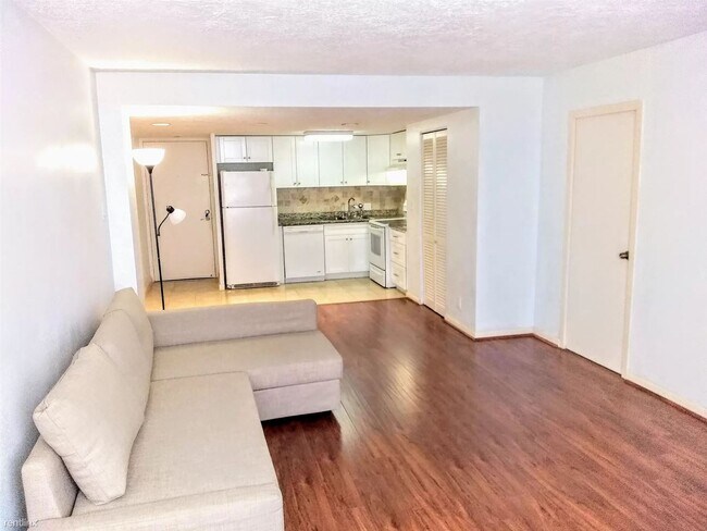 Building Photo - 1 br, 1 bath  - 7510 Hornwood Dr Apt 1102