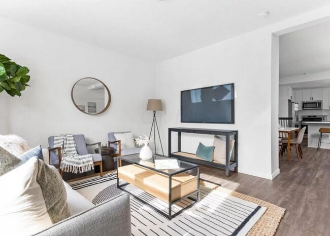 Foto del edificio - 482 Elsmere St