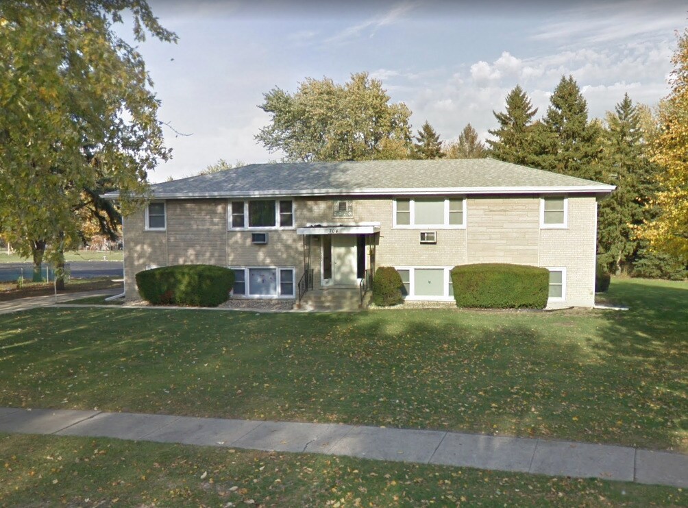 704 Kungs Way, Joliet, IL 60435 Apartments in Joliet, IL