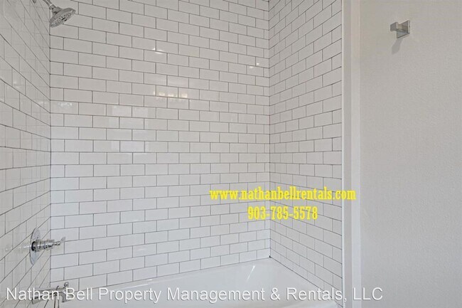 Building Photo - 3 br, 2 bath House - 55 SE 31st St