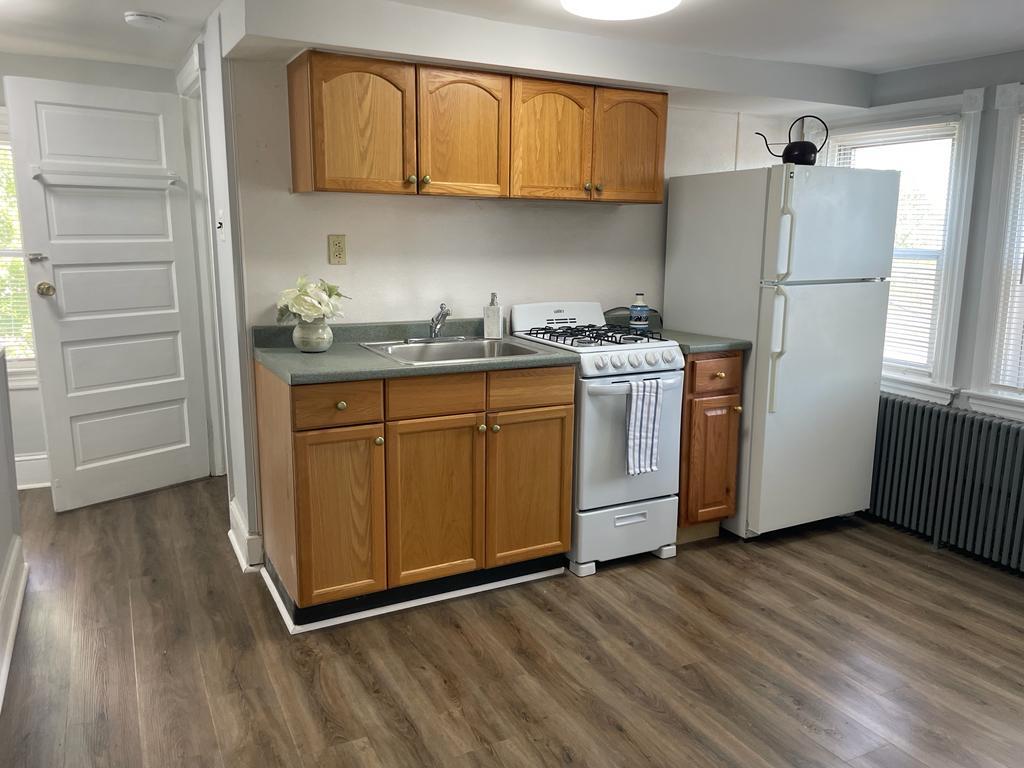 835 8th Ave Unit 3, Prospect Park, PA 19076 Apartments in Prospect