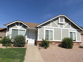 Building Photo - 1055 N Recker Rd