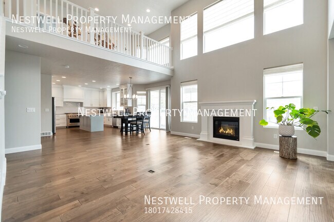 Foto del edificio - $500 OFF FIRST MONTH'S RENT - Gorgeous 3-b...