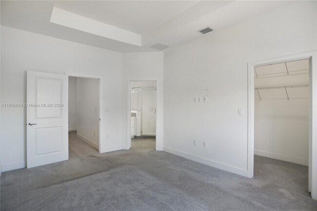 Foto del edificio - 10968 SW 235TH LN