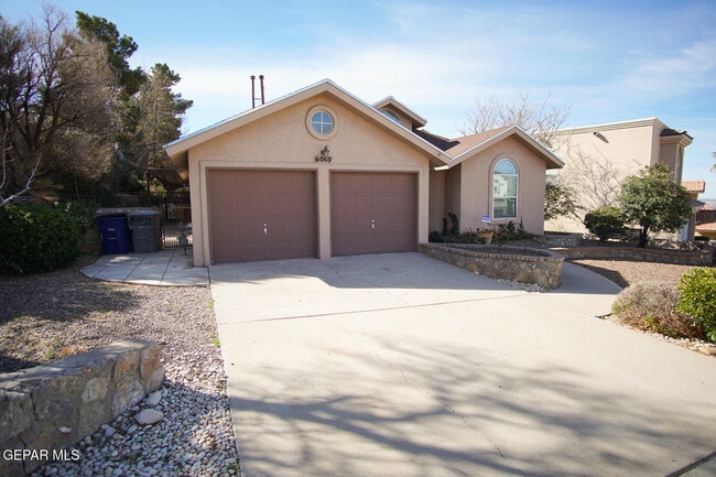 Building Photo - 6040 Los Siglos Dr