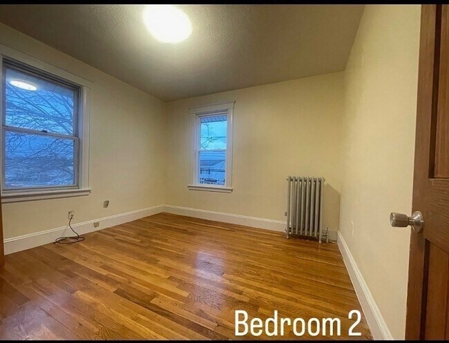 Building Photo - 453 Malden St