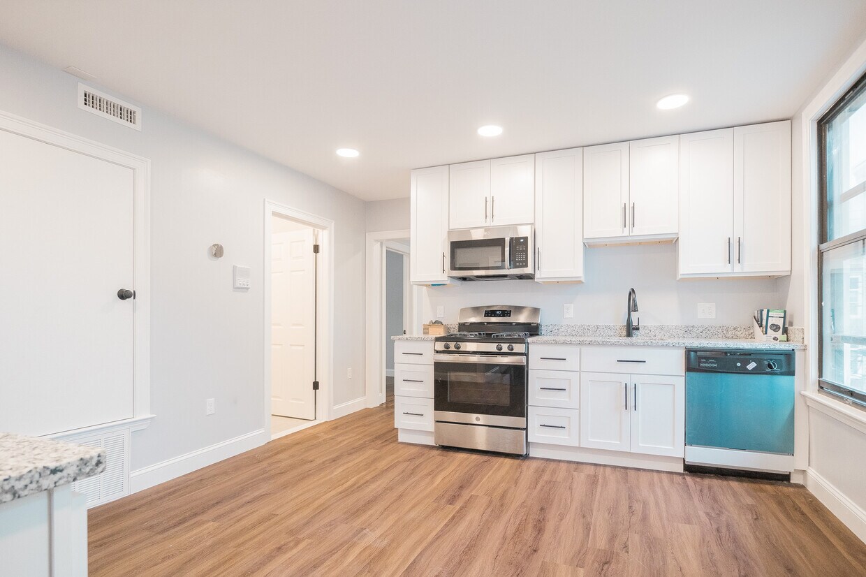 Foto principal - 344 Saratoga St
