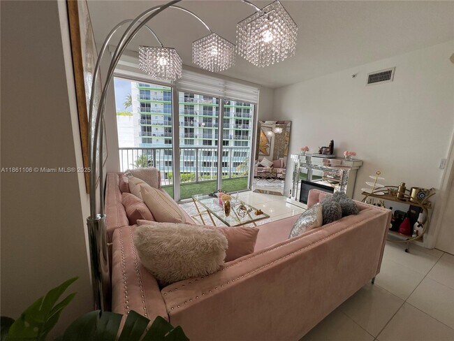 Foto del edificio - 1750 N Bayshore Dr
