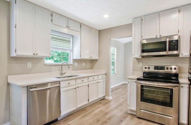 Building Photo - 1367 Swift Creek Ln