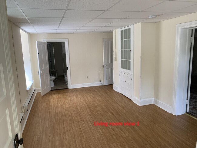 Foto del edificio - 30 E Market St