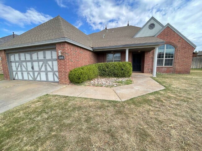Foto del edificio - Gorgeous 4 bed 2.5 bath!