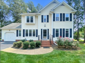 Building Photo - 6079 Homehills Rd