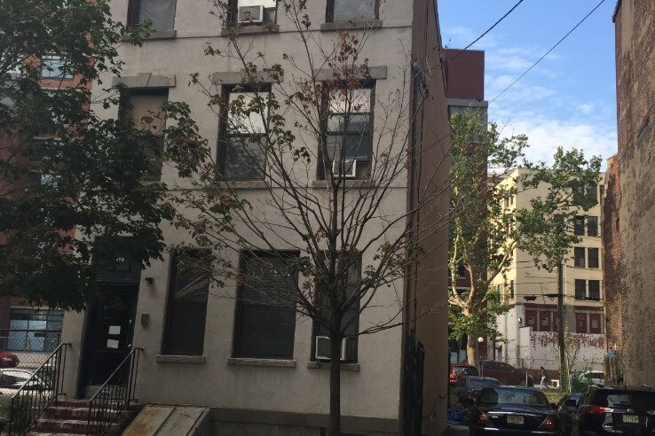Foto principal - 168 Steuben St