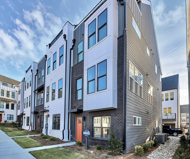 Photo - 5027 Duchess Dr Townhome