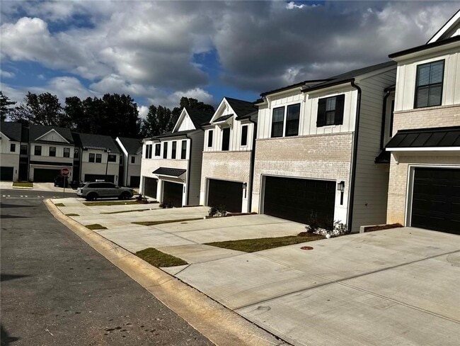 Building Photo - 1733 Harper Lily Ln