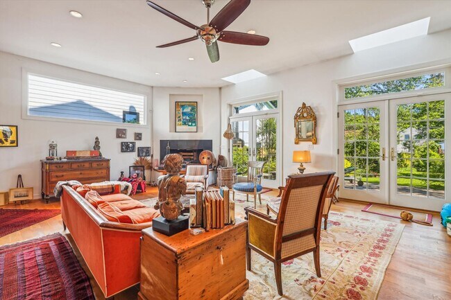 Foto del edificio - Stunning 5BR, 4.5BA Close in DC Home avail...