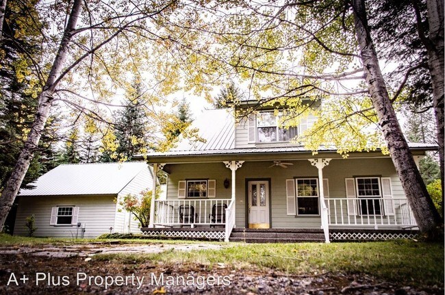 Building Photo - 4 br, 2.5 bath House - 2414 E Homestead Loop